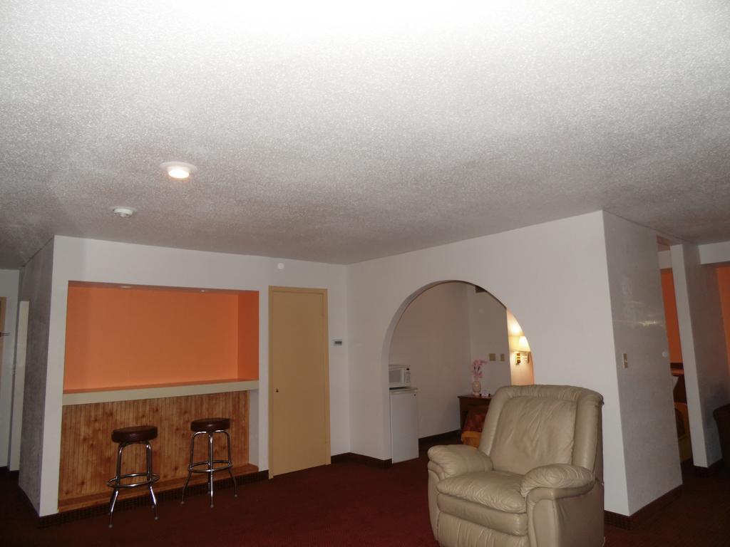 American Inn & Suites Boone Rum bild