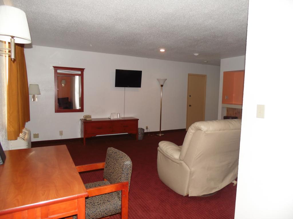 American Inn & Suites Boone Rum bild